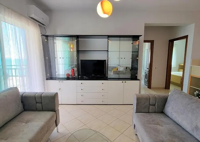Апартаменты Lovely Sea View